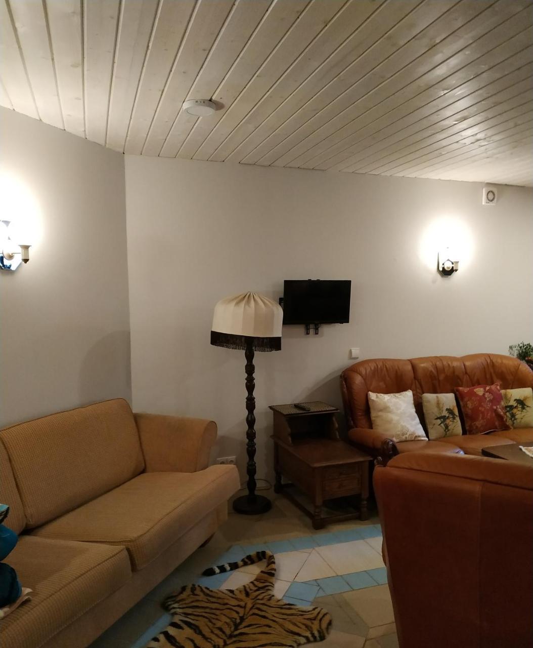 Homestay Roja Вильнюс Экстерьер фото