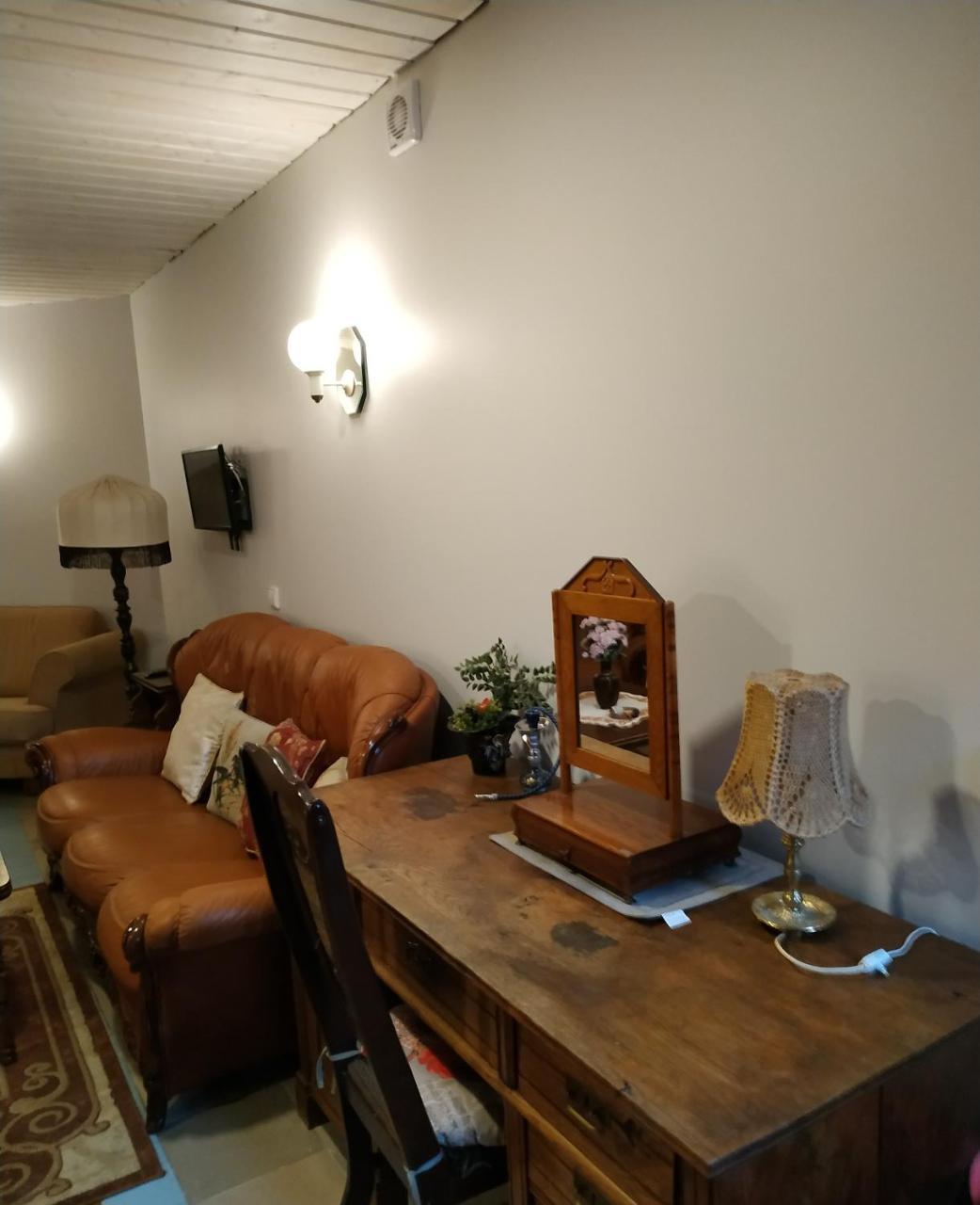 Homestay Roja Вильнюс Экстерьер фото